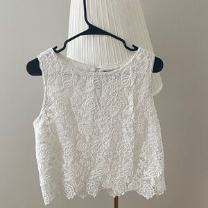 White Lace Sleeveless Women's Top